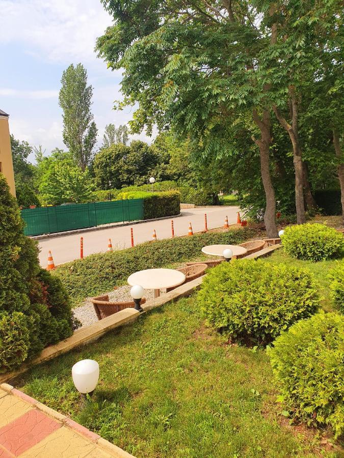 Family Hotel Classic Varna Exterior foto